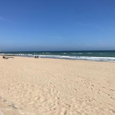 Seaside Living Apartment Bournemouth Bagian luar foto